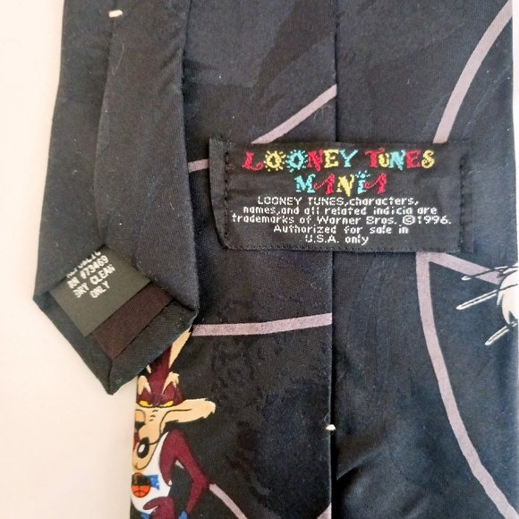 Neck Tie Necktie Vintage 1996 Bugs Bunny Basketball Looney Tunes Warner Brothers - Picture 2 of 3